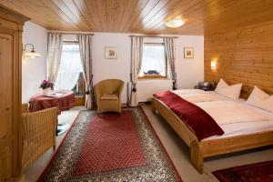 Postel nebo postele na pokoji v ubytování Gästehaus Böck
