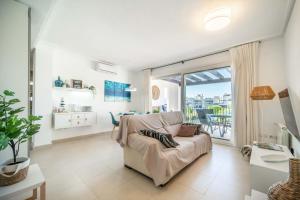 Gallery image of Modern Bright Two Bedroom Apartment With Pool Views - CO1022LT in Torre-Pacheco