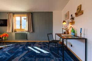 TV a/nebo společenská místnost v ubytování Shed HOTEL