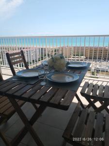 Imagen de la galería de Bonito apartamento con piscina cerca de la playa., en Canet de Berenguer