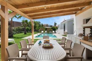 Zahrada ubytování Villa Elora Platanias