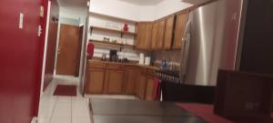 Een keuken of kitchenette bij Private Room in WNY,NJ 10 minutes from NYC #4