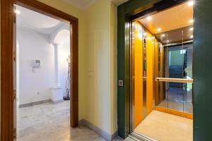 Fotografie z fotogalerie ubytování Beautiful 2 Bedroom Apartment near Puerto banus v destinaci Marbella