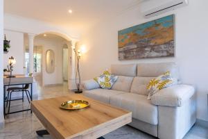 Fotografie z fotogalerie ubytování Beautiful 2 Bedroom Apartment near Puerto banus v destinaci Marbella