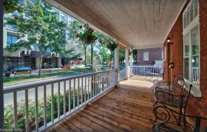 Balkón nebo terasa v ubytování Les Maisons Montcalm