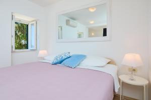 Ένα ή περισσότερα κρεβάτια σε δωμάτιο στο Hedera Estate, Villa Hedera IX