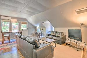 Gallery image of Spacious Nashville Retreat about 6 Miles to Broadway! in Nashville