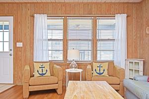 Gallery image of Chelsea House in Oak Island