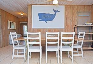 Gallery image of Chelsea House in Oak Island +20 photos