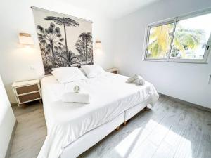 Fotografie z fotogalerie ubytování Kalina, beautiful duplex 100m from Orient Bay beach with swimming pool v destinaci Orient Bay