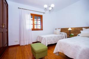 Posteľ alebo postele v izbe v ubytovaní Casa Seara Piscina, Wifi y 400 metro de la playa,