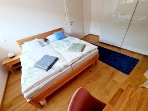 Ein Bett oder Betten in einem Zimmer der Unterkunft Beim Lanner - Maria