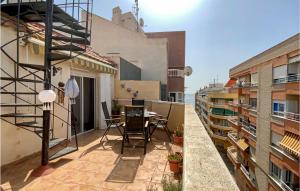 Balkón nebo terasa v ubytování Stunning Apartment In Torrevieja