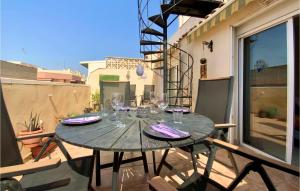 Balkón nebo terasa v ubytování Stunning Apartment In Torrevieja