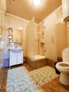 Ванная комната в SilkRoad Guesthouse