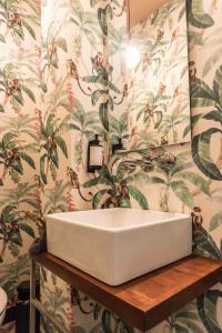 Gallery image of Jardin de la Alameda Hostal Boutique in Seville