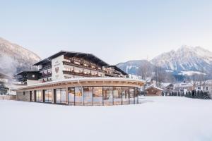 Ferienhotel Tyrol Söll am Wilden Kaiser under vintern