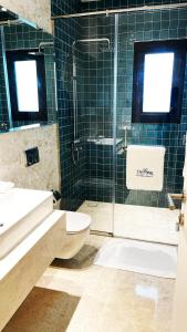 Kopalnica v nastanitvi Terminal Inn By Edar City -C Ring Road