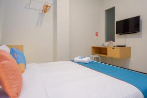 Gallery image of Sans Hotel Good Wish Semarang in Jomblang