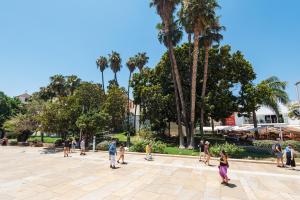 Zdjęcie z galerii obiektu CENTER APARTMENT 2bed 2b Aircon Wif and PARKING FREE w Maladze