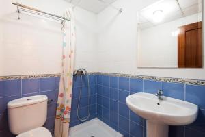 Zdjęcie z galerii obiektu CENTER APARTMENT 2bed 2b Aircon Wif and PARKING FREE w Maladze