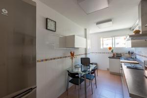 Kuchyň nebo kuchyňský kout v ubytování Apartamento Catania en Aguadulce con vistas al mar