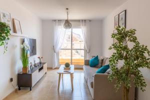 Posezení v ubytování Apartamento Catania en Aguadulce con vistas al mar