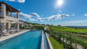 Gallery image of Villa Faloniga by Villas Holiday in Vranje Selo +32 photos