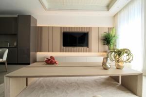Casona Seis Lunas Apartment的电视和/或娱乐中心