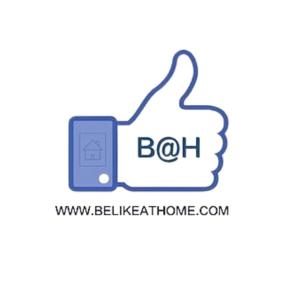 a hand holding a smart phone with a thumb up at Paris in Alcalá de Henares