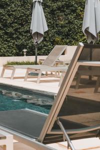 Piscina di Hôtel & Résidence Le Subrini o nelle vicinanze
