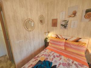 Posteľ alebo postele v izbe v ubytovaní Begona 408 Compact city center studio BY NAMASTE ELITE