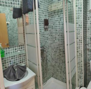 Kúpeľňa v ubytovaní Begona 408 Compact city center studio BY NAMASTE ELITE