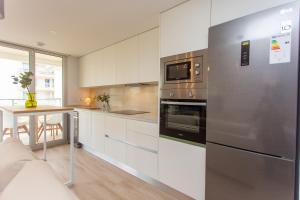 Kuchyňa alebo kuchynka v ubytovaní Denia apartment Marina