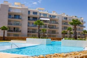Bazén v ubytovaní Denia apartment Marina alebo v jeho blízkosti