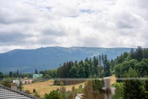Výhľad na hory alebo výhľad na hory priamo z apartmánu