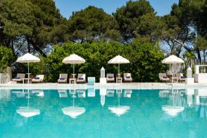 Der Swimmingpool an oder in der Nähe von Baglioni Masseria Muzza Resort & Spa