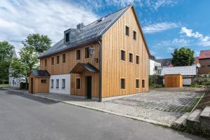 Budova, v ktorej sa apartmán nachádza