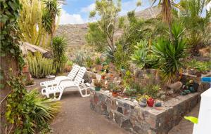A garden outside 1 Bedroom Nice Home In Vallehermoso