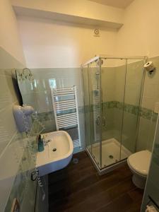A bathroom at Villa Rosada