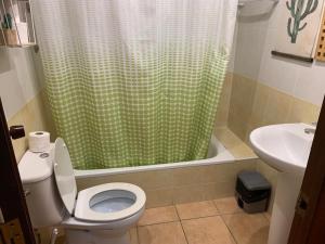 Kúpeľňa v ubytovaní SERVICE APART LAZARO - Apartamentos Aguamarina 42