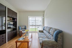 Χώρος καθιστικού στο CASA DUNAS -BARRA - T2 na Praia da Barra