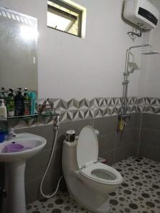 Koupelna v ubytování Rustic Homestay - Phòng nghỉ giá rẻ