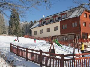 Hotel České Žleby v zimě