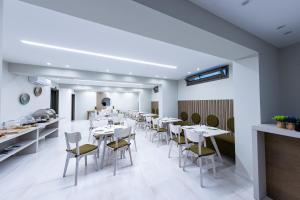 Restaurace v ubytování Ammos Luxury Apartments