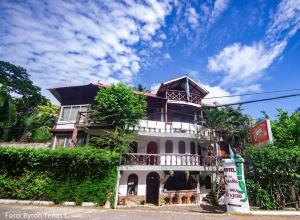 Gallery image of Hotel y Restaurante La Caba&ntilde;a el Viajero in Castillo de San Felipe