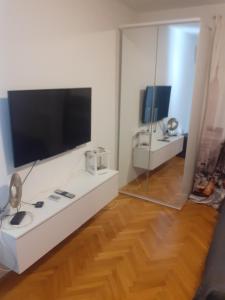 Posteľ alebo postele v izbe v ubytovaní Apartman Sweet penthouse self check-in