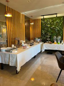 Restaurace v ubytování Hotel Erjuma