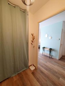 Zdjęcie z galerii obiektu Studio fonctionnel au calme avec garage individuel et balcon w mieście Lyon