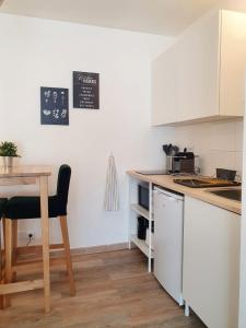 Zdjęcie z galerii obiektu Studio fonctionnel au calme avec garage individuel et balcon w mieście Lyon